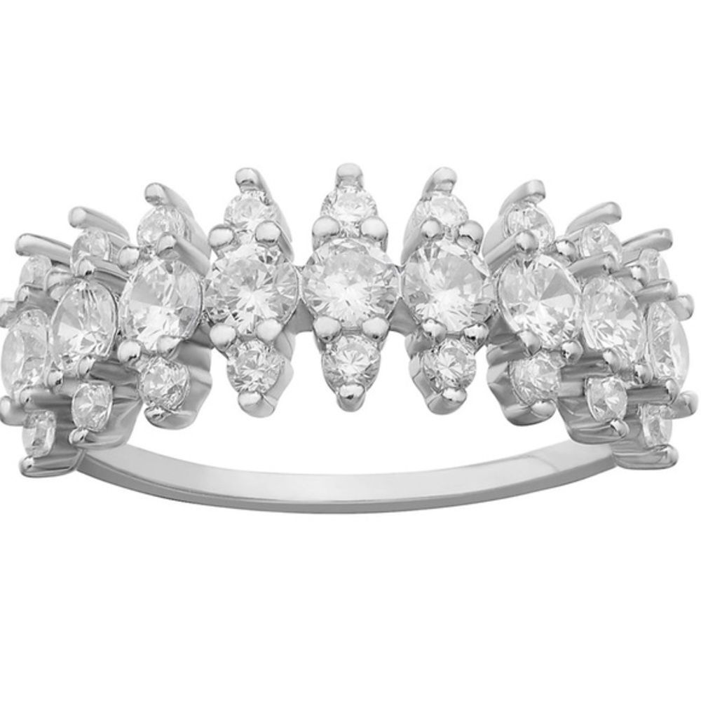 You'll adore this stunning PRIMROSE sterling silver cubic zirconia ring. Size 7